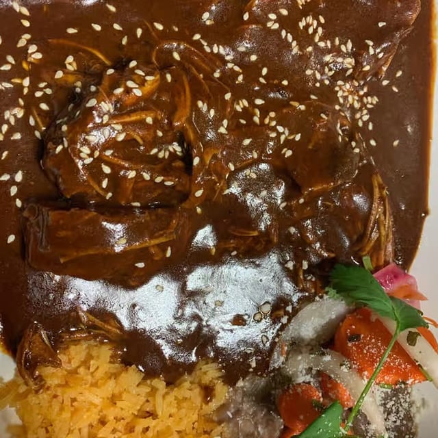 Camarones Al Mole.