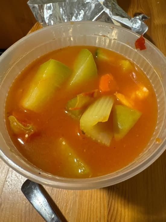 Caldo De Pescado Y Camaron.
